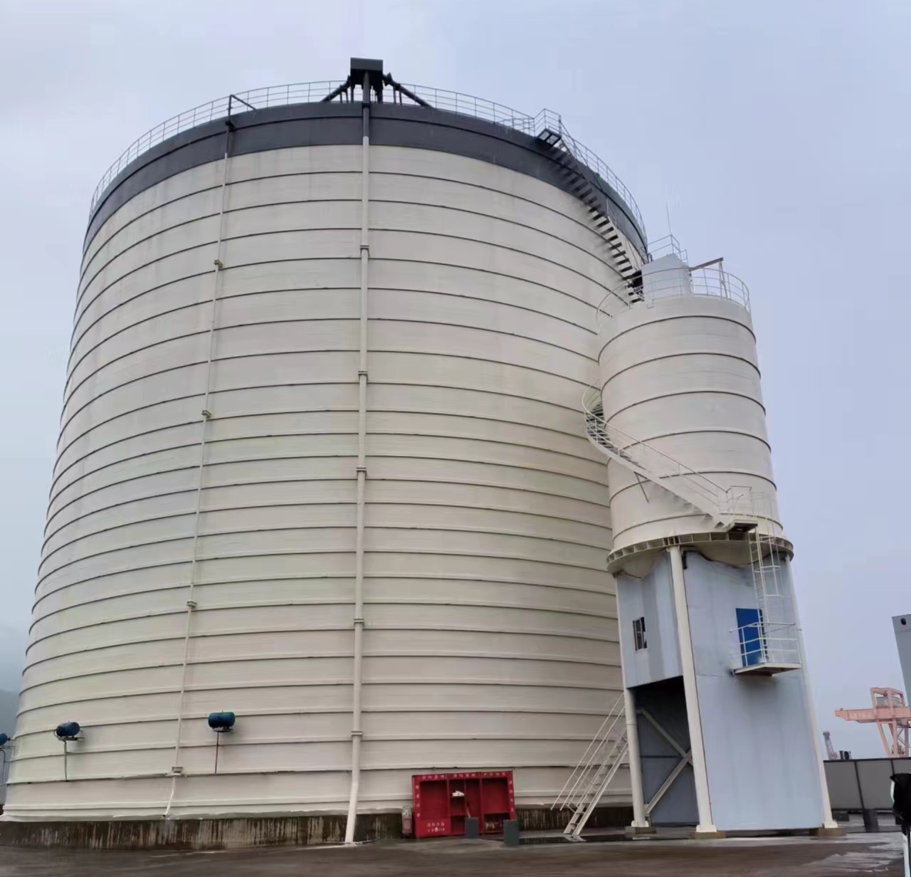 阜龙乡10万吨水泥钢板库